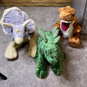 Dinosaur plush lot of 3